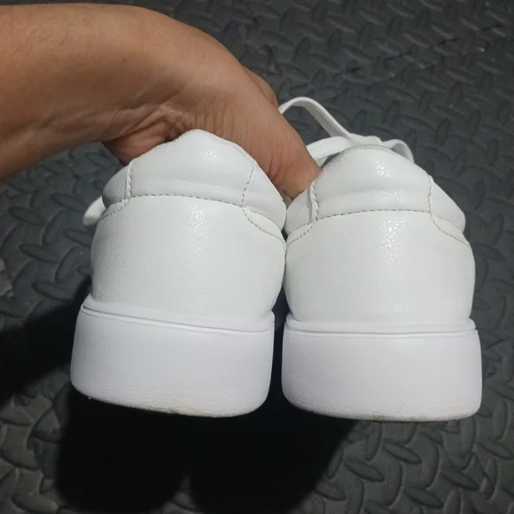 Men White canvas sneakers - Picture 8 of 12